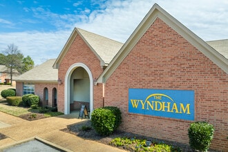 The Wyndham Apartments in Memphis, TN - Building Photo - Building Photo