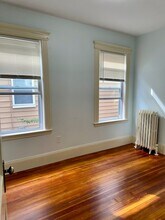 38 Hawthorn Ave, Unit 1 in Winthrop, MA - Building Photo - Building Photo