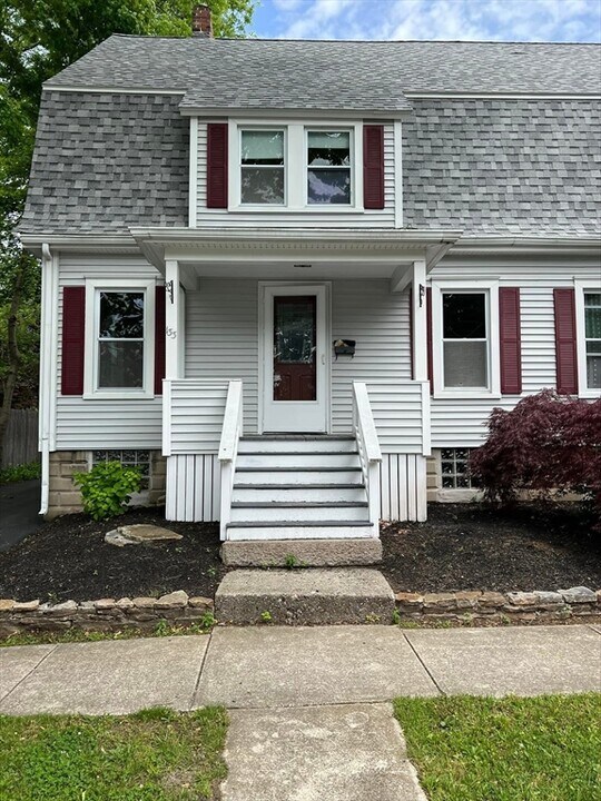133 Green St in Fairhaven, MA - Building Photo