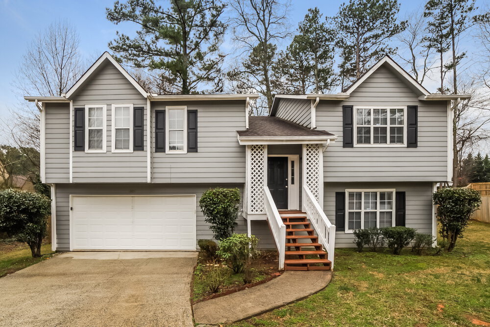 1801 Hickory Creek Ct NW in Acworth, GA - Building Photo