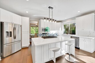 2 148th Pl SW in Lynnwood, WA - Building Photo - Building Photo