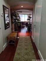 1837 Kalakaua Ave in Honolulu, HI - Building Photo