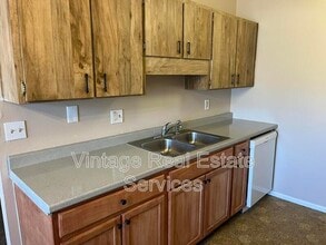 7708 Gulf Ct in Temple Terrace, FL - Building Photo - Building Photo