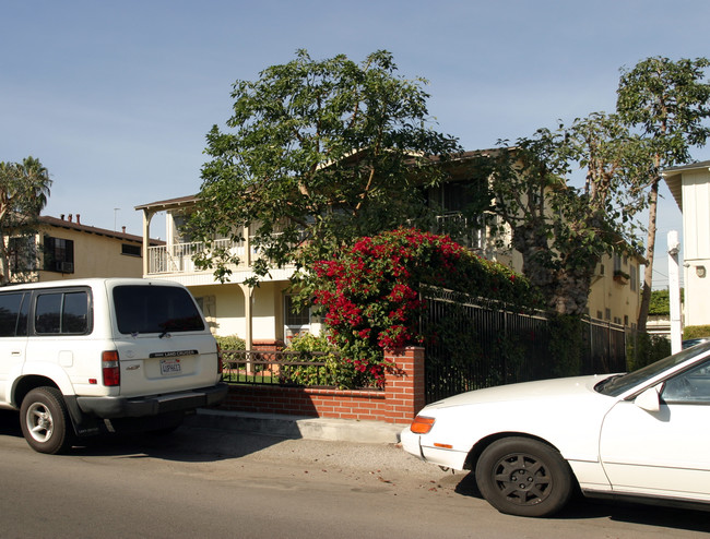 12127 La Maida St in North Hollywood, CA - Building Photo - Building Photo