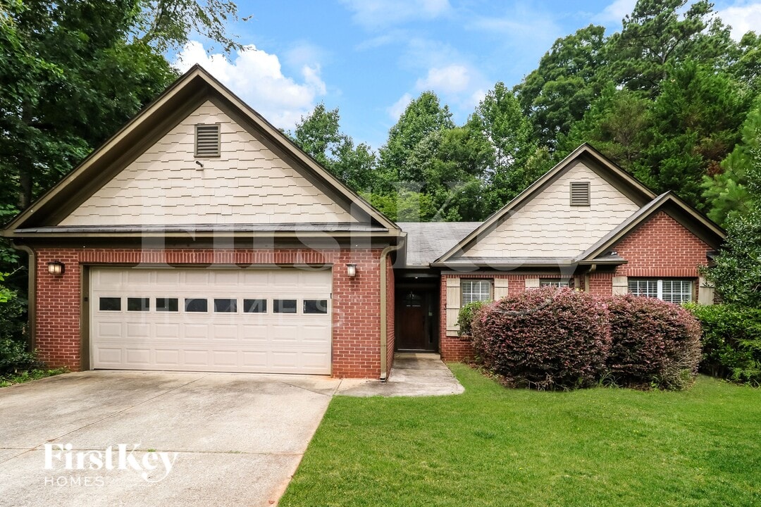 1335 Enclave Way in Auburn, GA - Foto de edificio