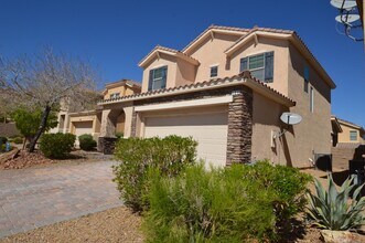 126 La Tourette Ct in Las Vegas, NV - Building Photo - Building Photo