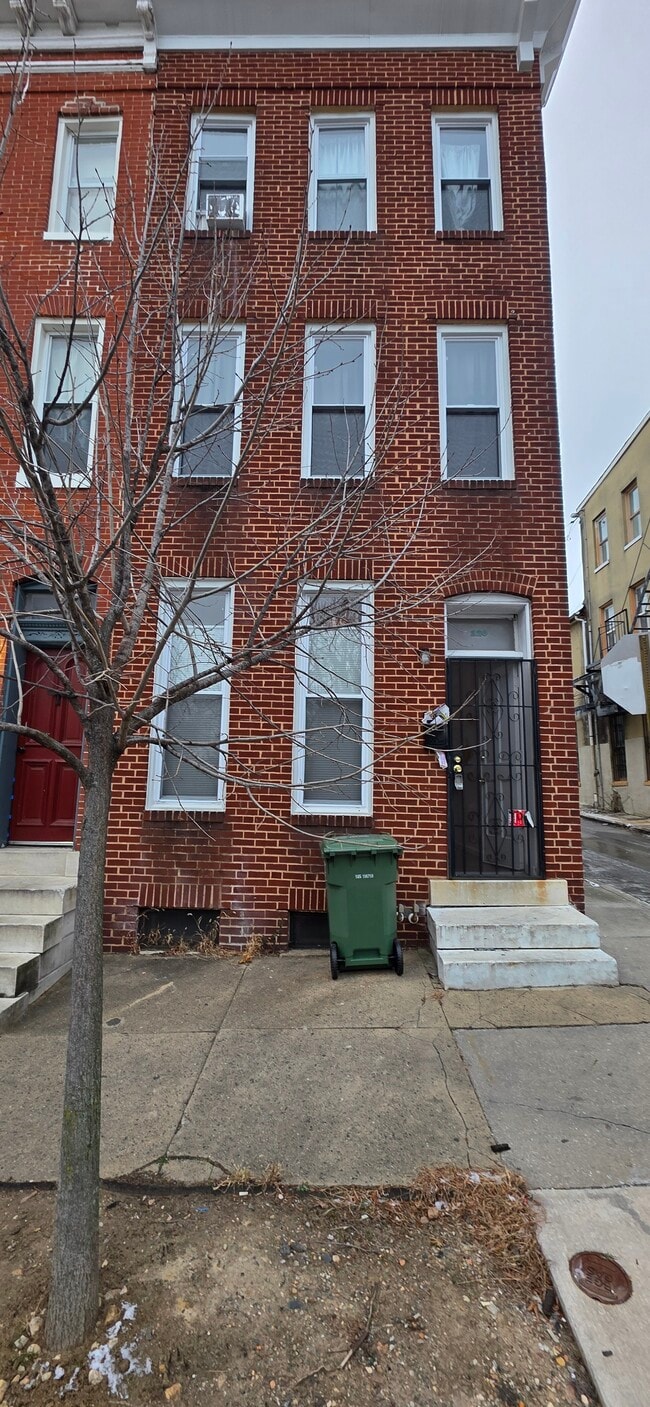 120 S Mount St in Baltimore, MD - Building Photo - Building Photo