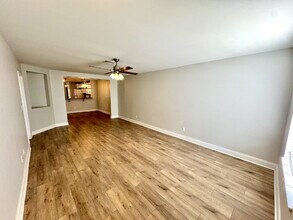 3124 Meadow St in Lynn Haven, FL - Building Photo - Building Photo