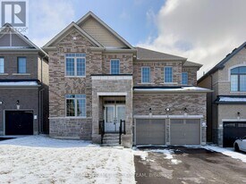 67 Lawrence D. Pridham Ave in New Tecumseth, ON - Building Photo