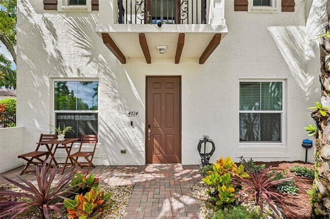 4714 Monarch Way in Coconut Creek, FL - Building Photo - Building Photo