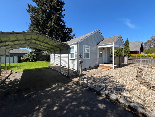 335 Grove St in Eugene, OR - Building Photo - Building Photo
