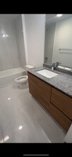 46 SW 1st St, Unit 44th in Miami, FL - Building Photo - Building Photo