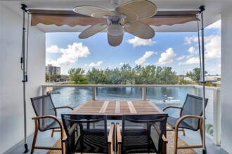 1401 N Riverside Dr in Pompano Beach, FL - Building Photo - Building Photo