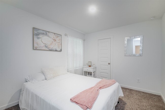 property at 4327 Whitefish Ln