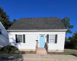 902 Hanson St in Salisbury, MD - Building Photo