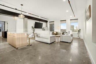 116 W 3rd St in Tulsa, OK - Building Photo - Building Photo