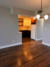 3100 W Rolling Hills Cir, Unit 403 in Davie, FL - Building Photo - Building Photo