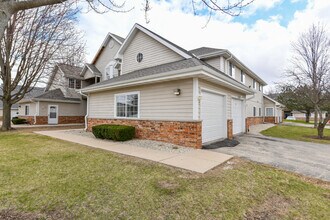 505 Lawson School Rd in Delavan, WI - Building Photo - Building Photo