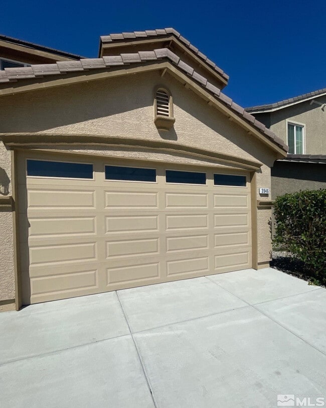 3946 Hazy Swale Way in Sparks, NV - Building Photo - Building Photo