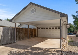 2214 Olympia Dr in Kerrville, TX - Building Photo - Building Photo