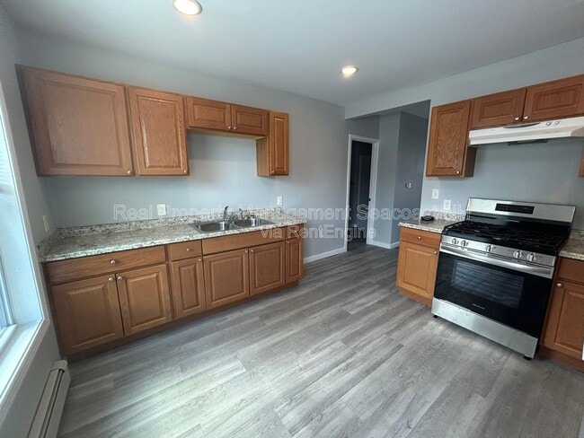 3 Leonard St in Rochester, NH - Building Photo - Building Photo