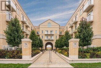 28 Prince Regent St in Markham, ON - Building Photo - Building Photo