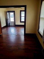 2200 S 13th St in Springfield, IL - Building Photo