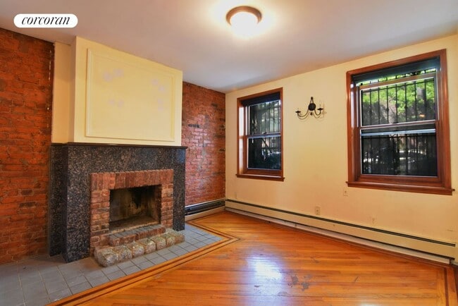 38 Greene Ave