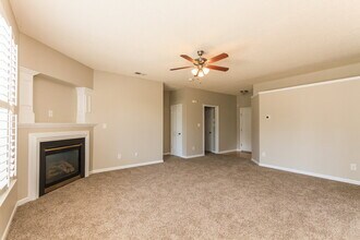 5811 Briggs Dr in Charlotte, NC - Building Photo - Building Photo