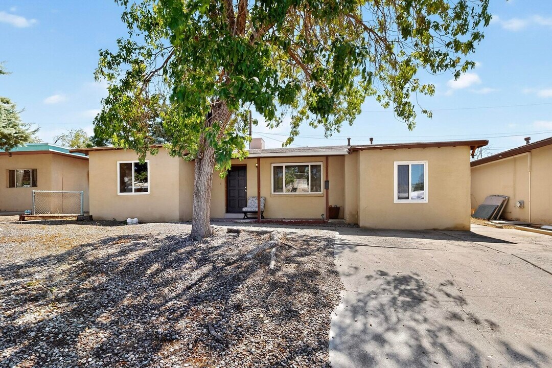 2904 Hyder Ave SE in Albuquerque, NM - Building Photo