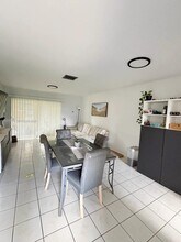 2921 NW 68th Terrace in Sunrise, FL - Building Photo - Building Photo