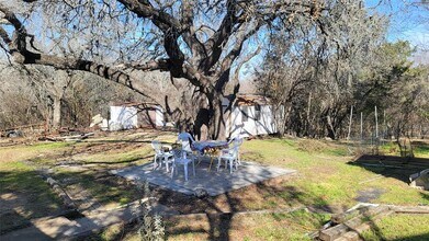 25208 Old Ferry Rd in Spicewood, TX - Building Photo - Building Photo