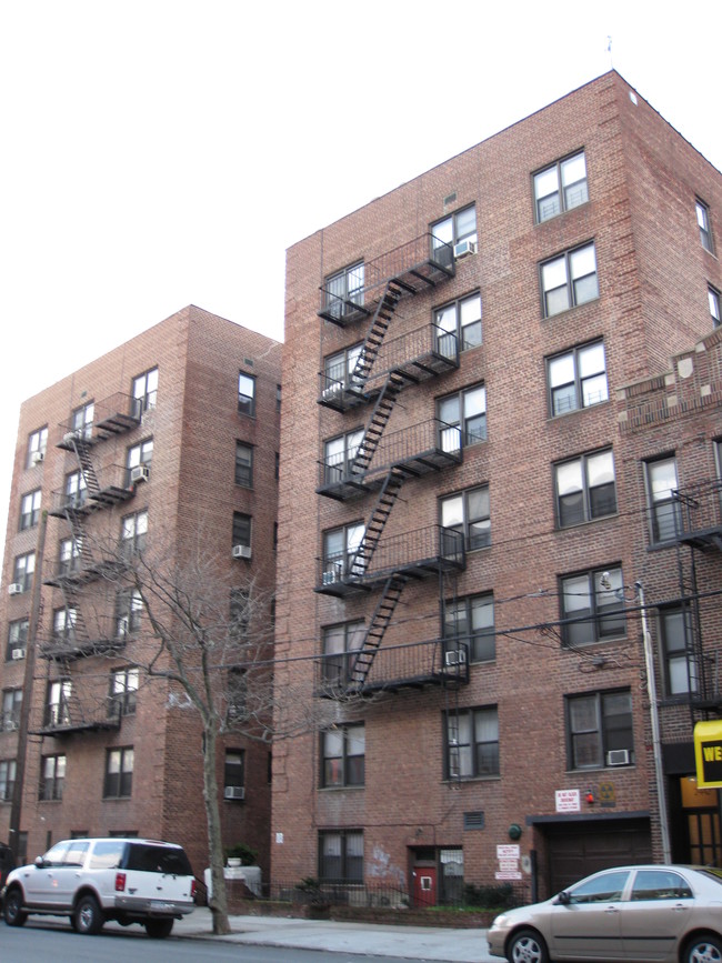 2450 Nostrand Avenue in Brooklyn, NY - Building Photo - Building Photo