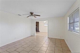 1501 Meadow Dr in Lake Charles, LA - Building Photo - Building Photo