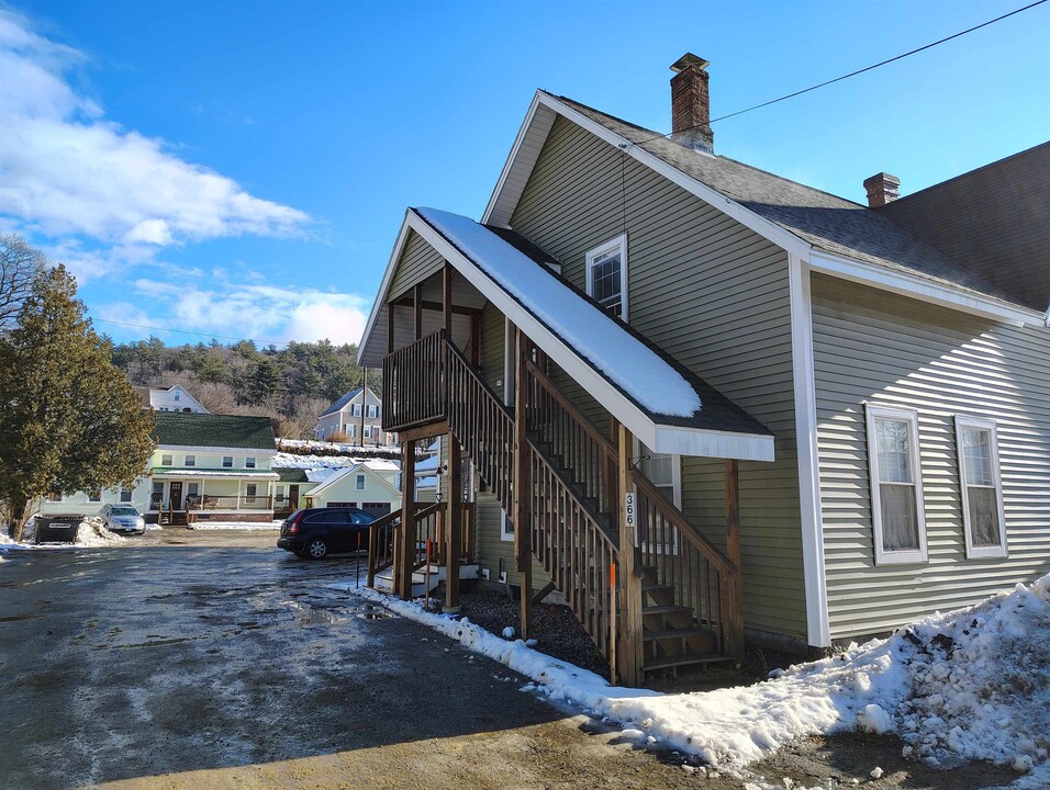 366 Lake St in Bristol, NH - Building Photo