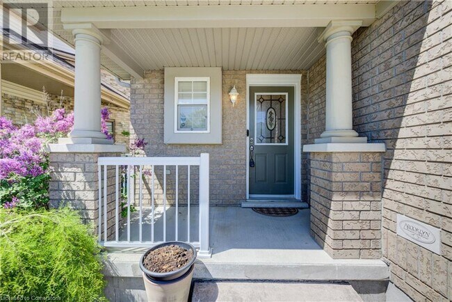 59 Waffler Crescent in Cambridge, ON - Building Photo - Building Photo