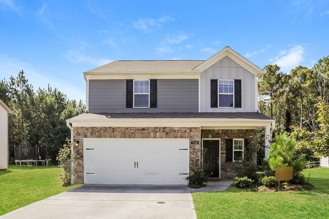 property at 732 Fitzroy Dr