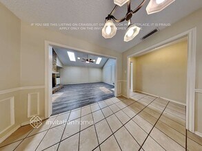 2559 Sunscape Ln in Dallas, TX - Building Photo - Building Photo
