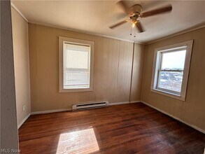 106 S 12th St in Weirton, WV - Building Photo - Building Photo