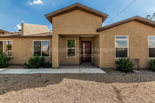 413 E Southern Ave in Phoenix, AZ - Building Photo