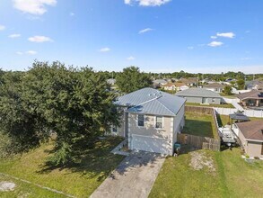 981 SW McElroy Ave in Port St. Lucie, FL - Building Photo - Building Photo