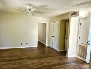 160 Robinson Pl in Shreveport, LA - Building Photo - Building Photo