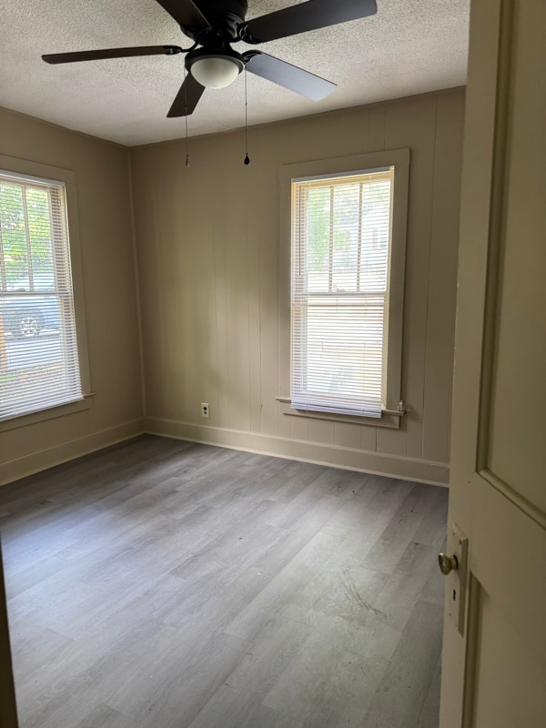 property at 711 Grandview Ave