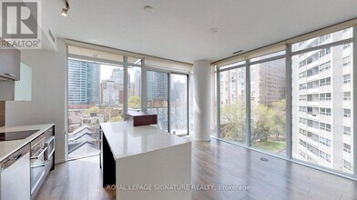75 St Nicholas St in Toronto, ON - Building Photo - Building Photo