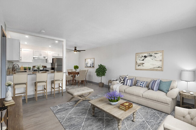 Rancho Vista Apartments in Las Vegas, NV - Building Photo - Building Photo