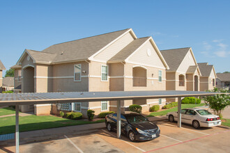 Washington Village Apartments in Wichita Falls, TX - Building Photo - Building Photo