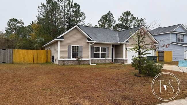 1284 Windrow Dr in Hinesville, GA - Building Photo - Building Photo