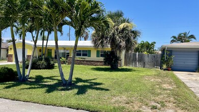 180 Glenwood Ave in Satellite Beach, FL - Building Photo - Building Photo