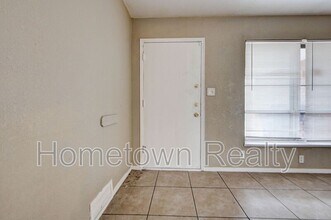 1833 NE 51st St in Oklahoma City, OK - Building Photo - Building Photo