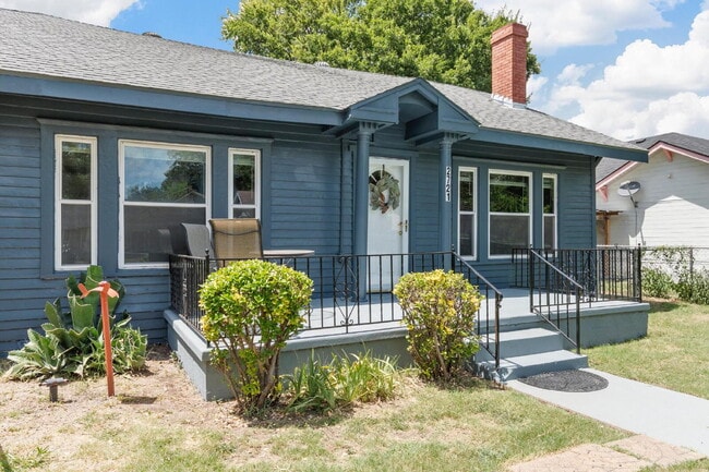 property at 2721 Morrow Ave